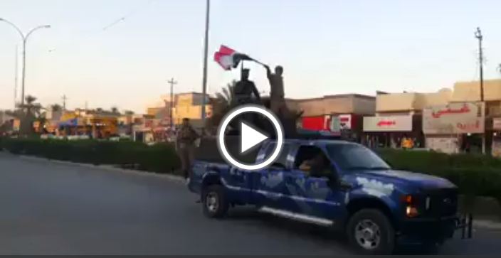 Photo of Video – Iraklı gönüllüler geçit töreni yapıyor