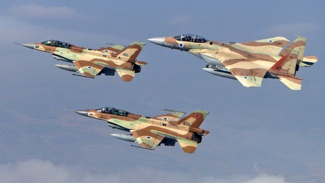 Photo of Korsan İsrail savaş uçakları Suriye’de bazı noktaları bombaladı