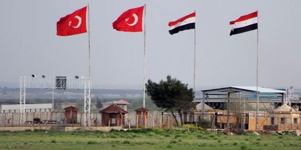 Photo of Suriye-Türkiye sınır kapısında bomba yüklü araç havaya uçuruldu