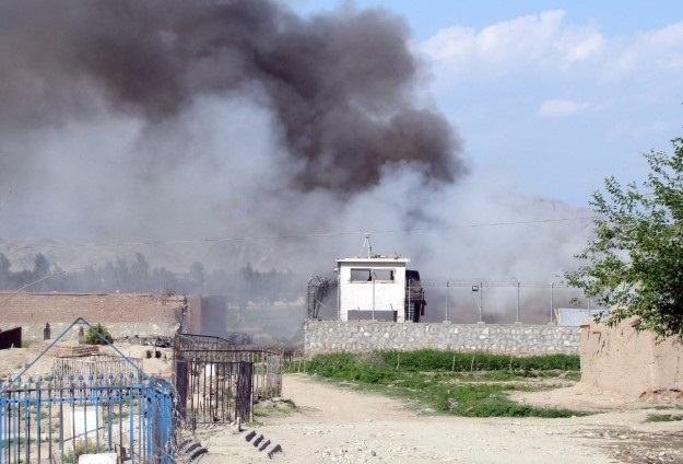 Photo of ABD hava saldırısında Afgan polisler öldü