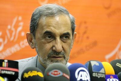 Photo of Ali Ekber Velayeti: İran geçmişte olduğu gibi direnişe yardım edecek