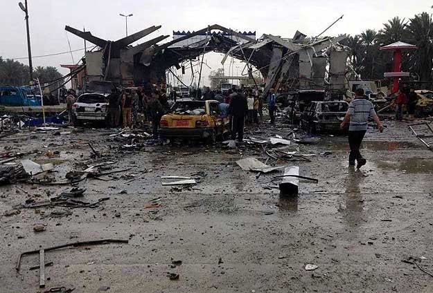 Photo of Bağdat’ın Sadr Mahallesi’nde bombalı saldırı: 10 ölü, 25 yaralı