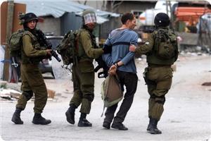 Photo of Korsan İsrail işgal güçleri eylemcilerin yakınlarını tutukluyor