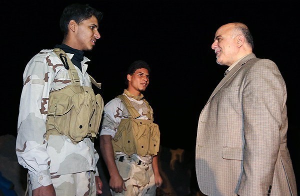 Photo of Irak başbakanı, el-Bunemr aşiretinin silahlandırılması için talimat verdi