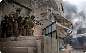 Photo of Filistinli Esirin Evini Basan İşgalciler Ailesinin 70 Bin Şikel Parasına El Koydular