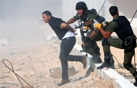 Photo of Mahmut Abbasa Bağlı Çeteler Batı Şeria’da 14 Hamas Üyesini Tutukladı.