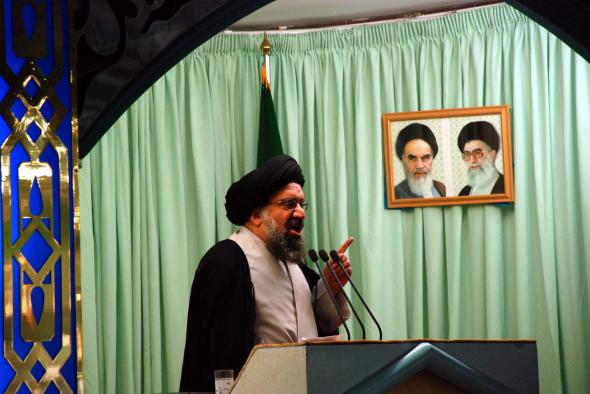 Photo of Ayetullah Hatemi: Düşman’ın müslümanların birliğini bozma oyunu boşa çıkarıldı