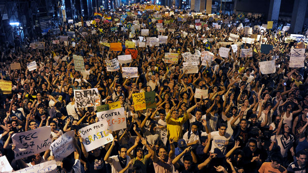 Photo of Brezilya’da ulaşım zammı protesto edildi