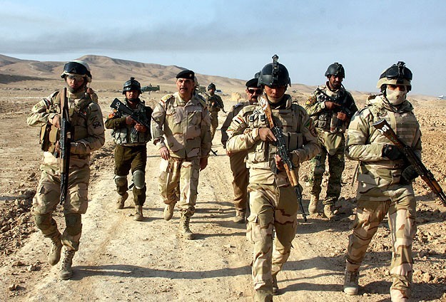 Photo of Irak ordusu Mukeyşife’de IŞİD’in ele geçirdiği bölgeleri geri aldı