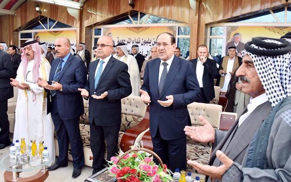 Photo of Nuri Maliki, Irak halk güçlerinin törenine katıldı