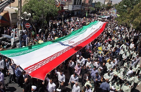 Photo of Foto – İran’daki 2015 Dünya Kudüs Günü Yürüyüşleri’nden…