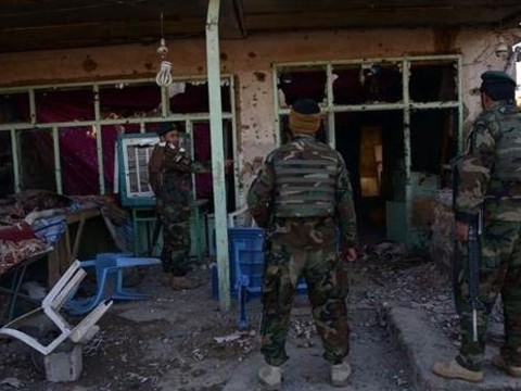 Photo of Afganistan’da havalimanına saldırı: Çok sayıda ölü var