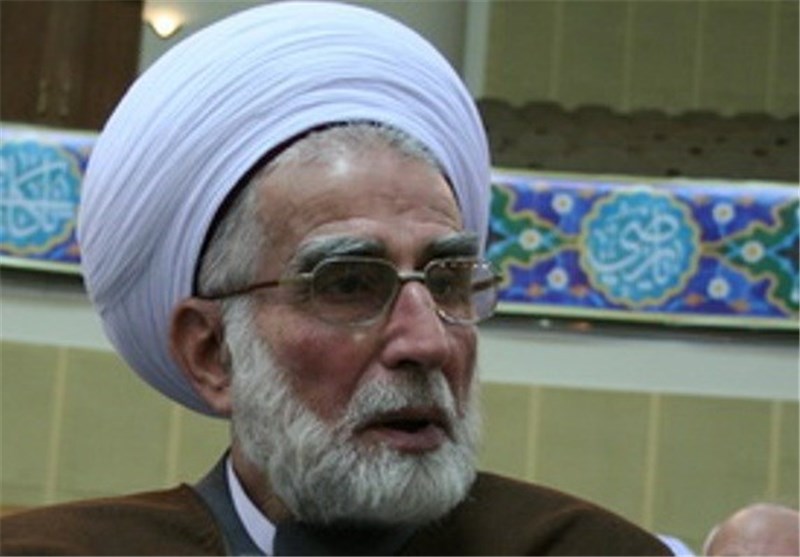 Photo of Müslüman Alimler Birliği Başkanı: Müslümanların İmam Hamanei’ye İhtiyacı Var