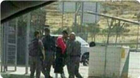 Photo of İşgal Güçleri Nablus’un Güneyinde Filistinli Bir Genç Kızı Gözaltına Aldı