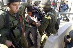 Photo of İşgal Güçleri Geçen Hafta 102 Filistinliyi Tutukladı