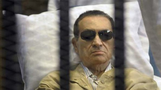 Photo of Mısır Halkının Katili Eski Diktatör Hüsnü Mübarek Katliam Davasından Beraat Etti