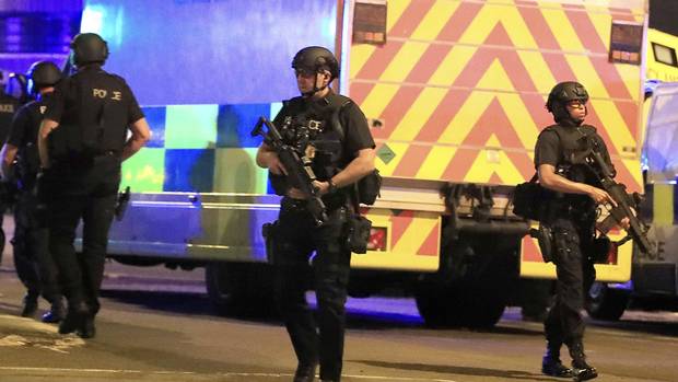 Photo of İngiliz polisi: Manchester’daki katliam intihar saldırısı