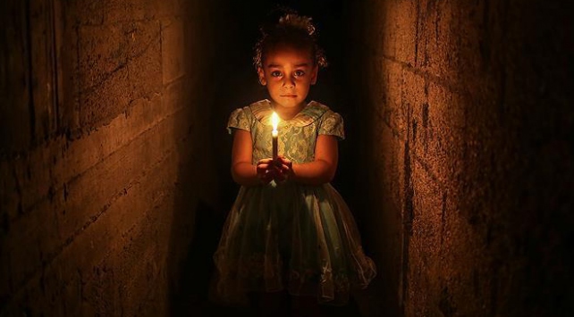 Photo of Gazze’de elektrik kesintileri 20 saati buluyor