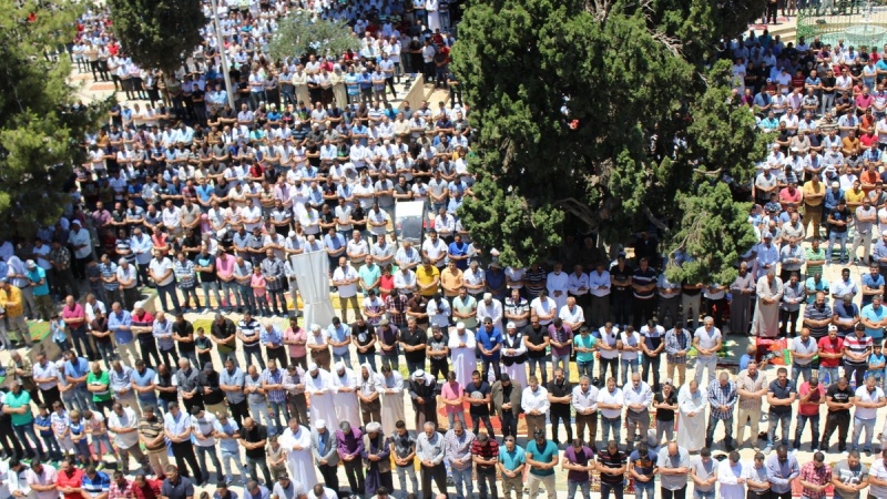 Photo of Ramazan’ın 2.cumasında Mescidi Aksa’da 300 bin Filistinli namaz kıldı