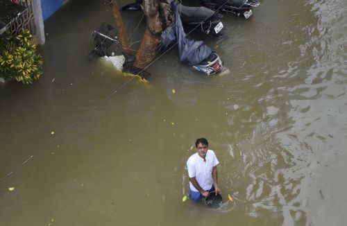 Photo of Hindistan’da Sel Felaketi: 20 Ölü