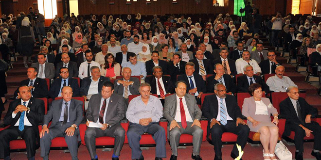 Photo of Arap Eczacılar Birliği: Suriye’nin Zaferini Paylaşmaya ve Suriye’yi Ödüllendirmeye Geldik