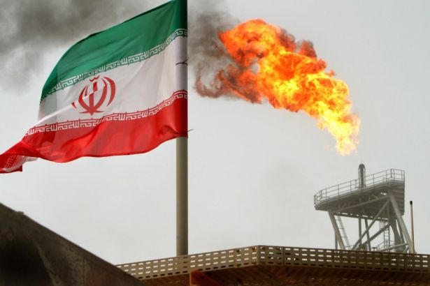 Photo of İran: Trump’ın petrol ambargosu nükleer anlaşmasına aykırı