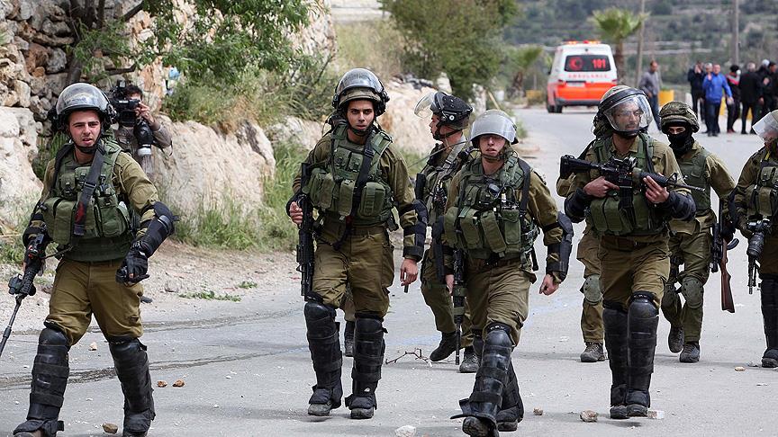 Photo of İşgal askerleri bugün de Filistinlilere saldırdı