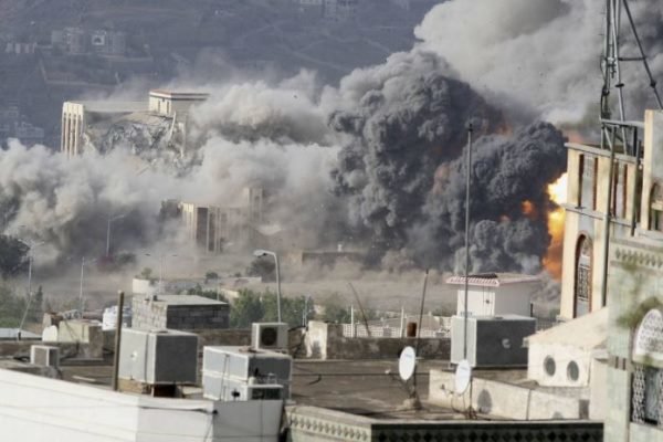 Photo of Suudi savaş uçakları Yemen’de sivilleri hedef aldı